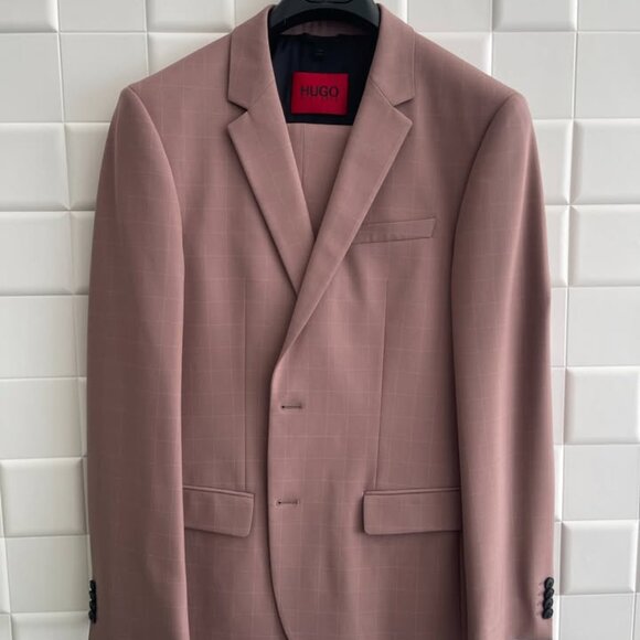 Hugo Boss Salmon colored suite 2 Peice - Picture 1 of 1